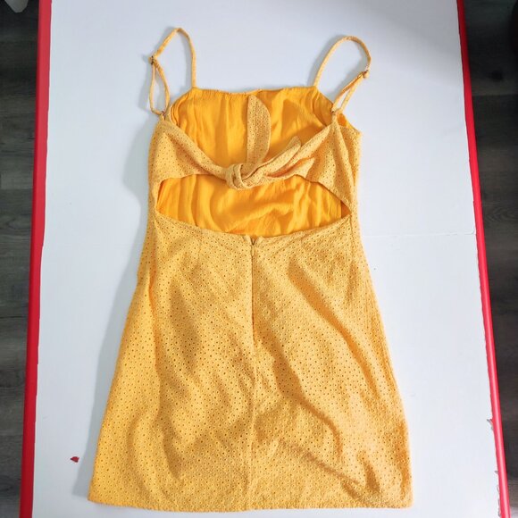 Mooloola summer dress women's size 8 yellow perforated floral lining cotton - Picture 3 of 15